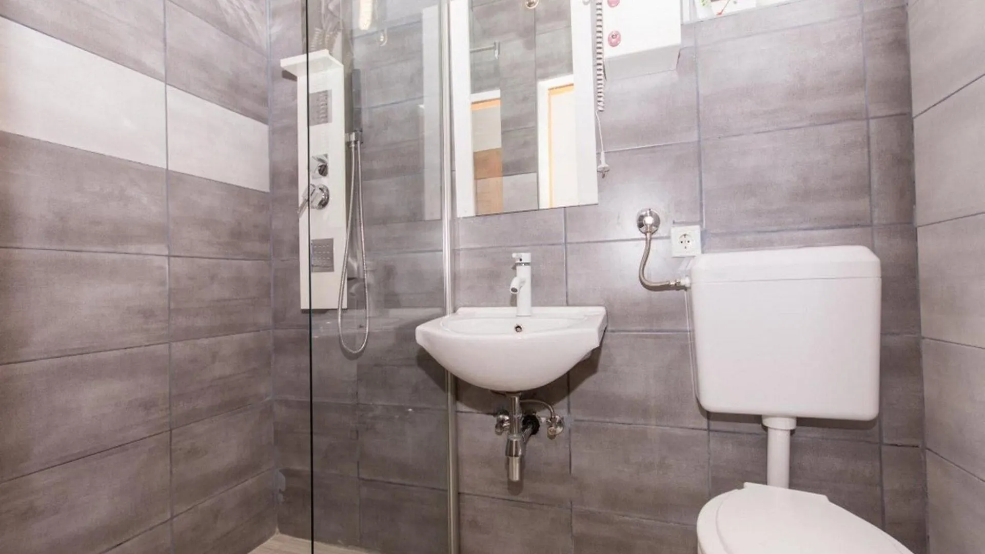 Villa Stil - Studio Apartment With Balcony And Sea View 201 Trogir 0*,  Chorwacja